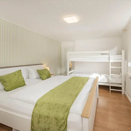 Apartment Schulstr. 2, Ahlbeck Whg Am Park